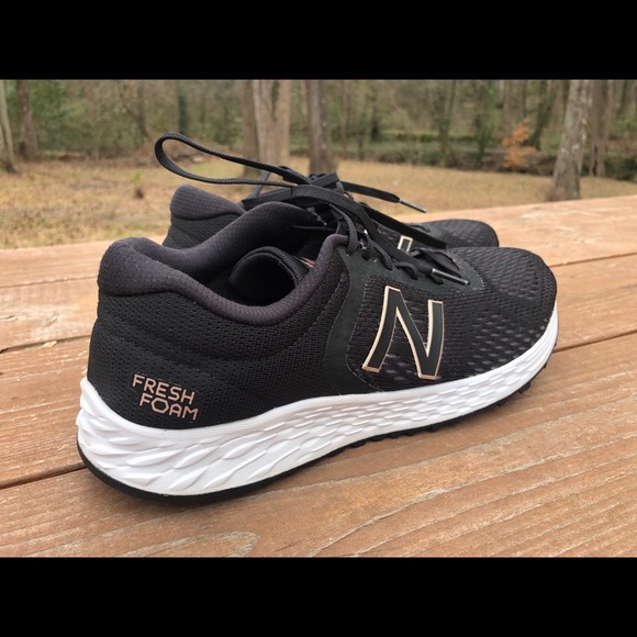 New Balance Fresh Foam Arishi V2 Running Shoes - Picture 4 of 8